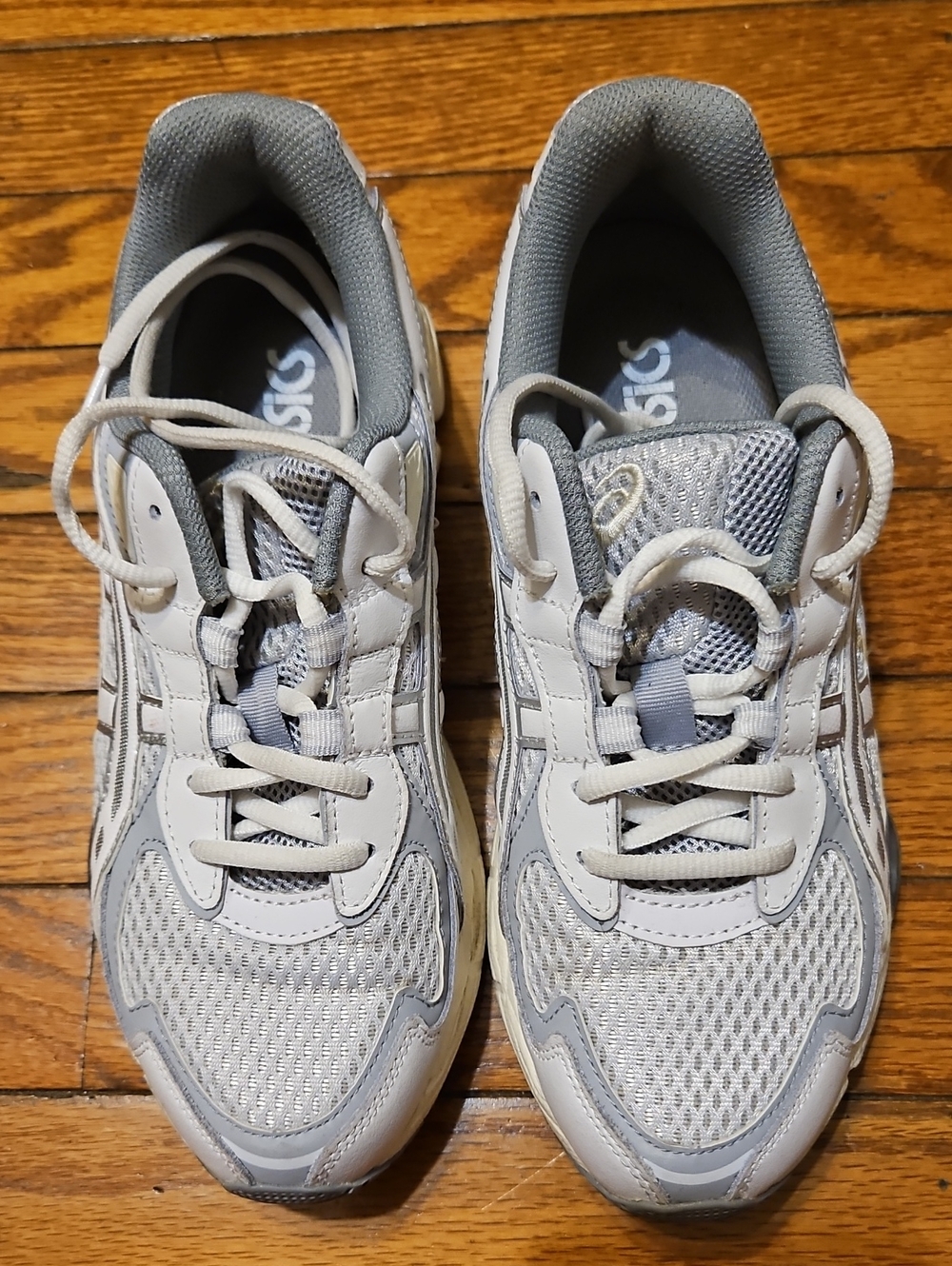 Asics Gel-NYC Silver Grey Sneakers Size 6.5